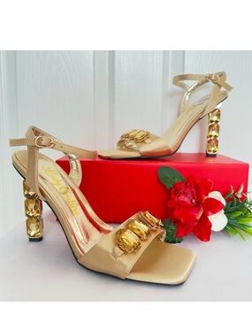 LADY COUTURE ~ Gold Square Toed 4.25” Heels w/Large Gold Crystal Rhinestones